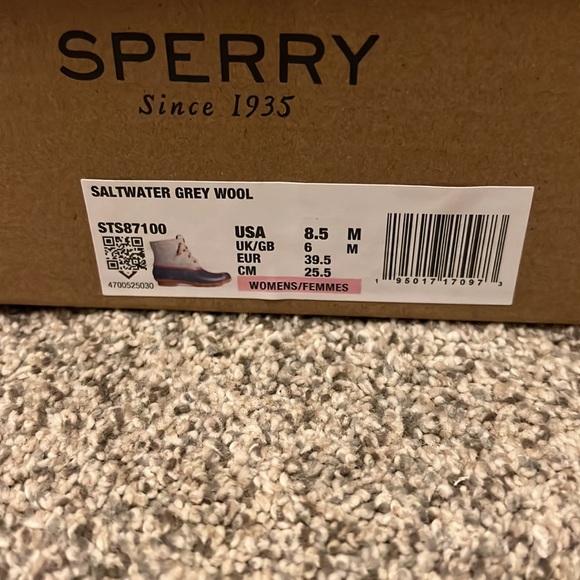 NEW IN BOX! Sperry Duck Boots - Picture 2 of 7